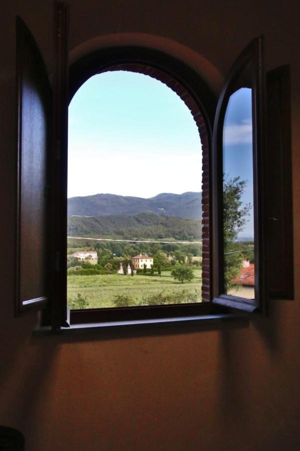 Gasthaus Casa Gaia Lucca Exterior foto